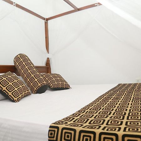 Happy Spring Guest Bed & Breakfast Мириса Екстериор снимка