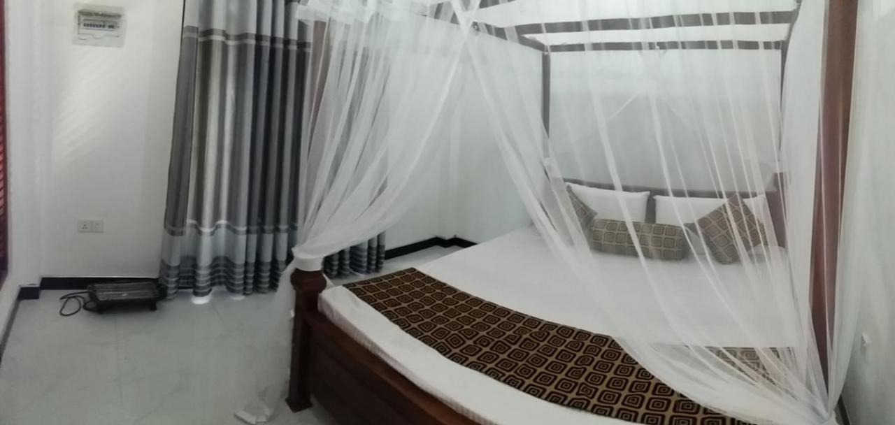 Happy Spring Guest Bed & Breakfast Мириса Екстериор снимка