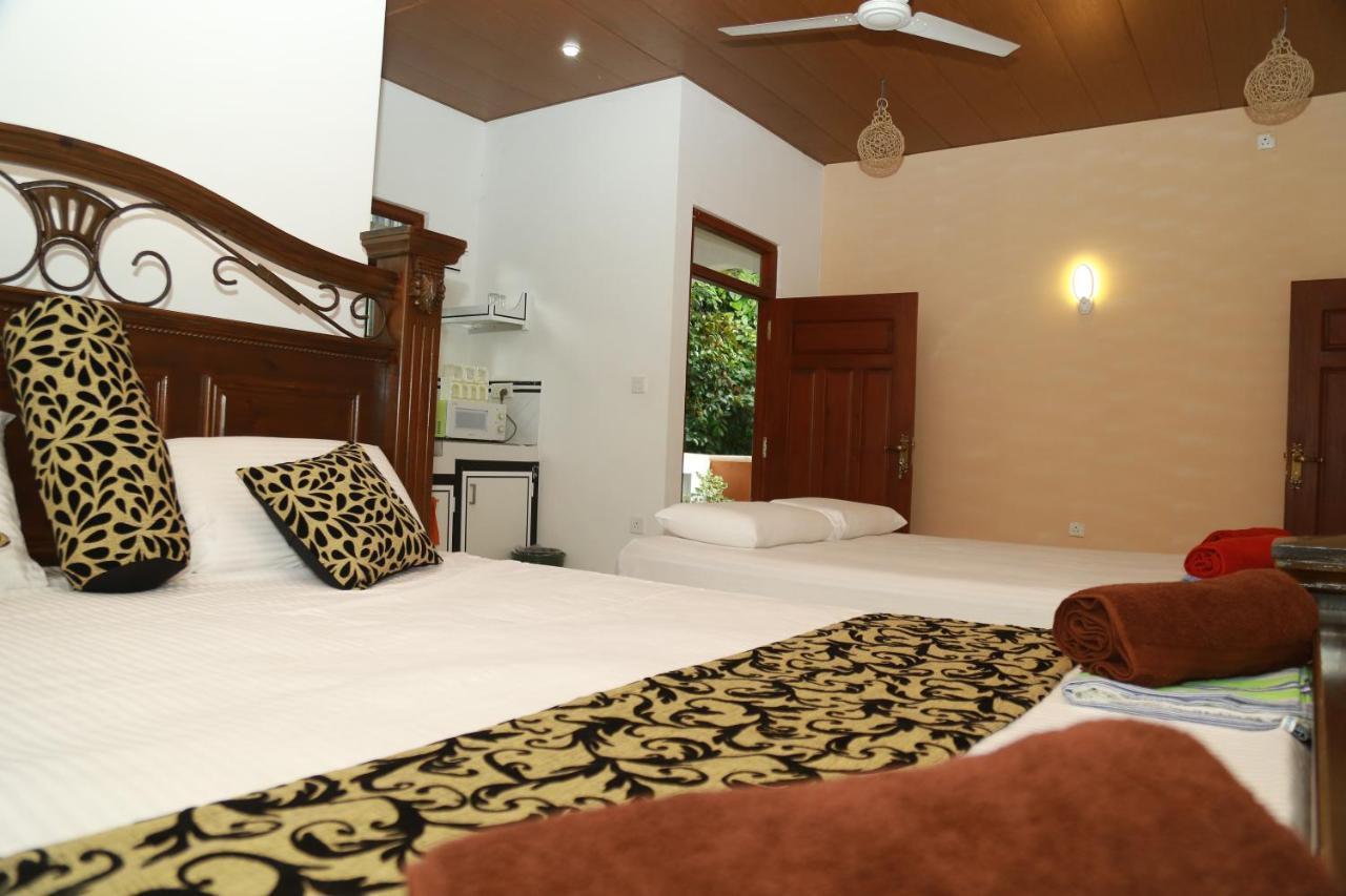 Happy Spring Guest Bed & Breakfast Мириса Екстериор снимка